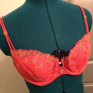 2/$30 VS Angel Embroidered Bra - 34C
